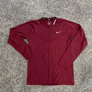 NIKE long sleeve dri fit